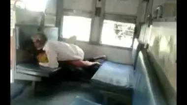 Railway Xxx Bp - Tharki Old Uncle Fucking Co Passenger In Train - Indian Porn Tube Video