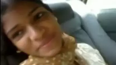 Malayalam Xxx Videos College - Malayali Guy Fondling His College Friend In Car With Malayalam Conversation  - Indian Porn Tube Video
