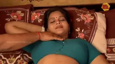 Indian masala video of busty figure aunty sleeping with hubby�s friend