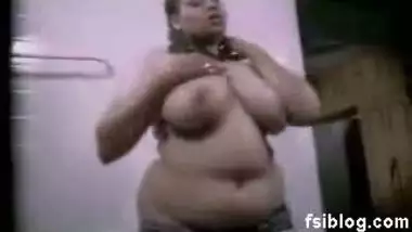 Xx Videos Kannada Fat Aunties - Desi Fat Aunty - Indian Porn Tube Video