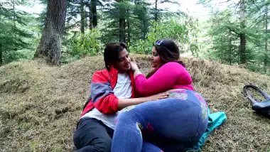 Indian BBW bhabhi outdoor romance with secret lover