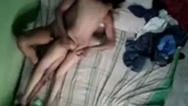 Desi Sex Of Pune 1st Year College Girl First Time Hidden Cam Sex With Lover  - Indian Porn Tube Video
