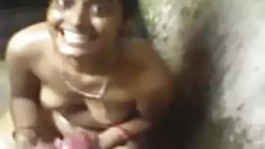 Pratigya Serialxxx - India Girl Bathing Caught By Peeping Tom