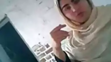 Www Muselmi Sexy Houzewife Vido Com - Sexy Arab Hijabi Muslim Wife Cheating And Fucking Neighbour - Indian Porn  Tube Video