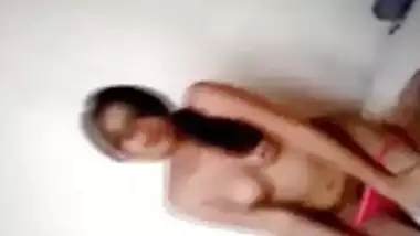 Sexy Real Indian Teen Shows Off Her Assets In Hindi Audio 