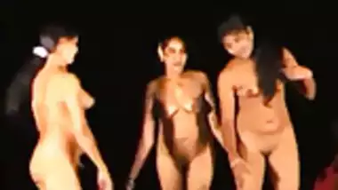 Bollywood Dance Naked - Indian Girls Dancing Nude In Public - Indian Porn Tube Video