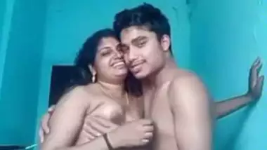 Tamil Erode Asalem Sex Girl - Tamil Nadu Erode Item Aunty Video