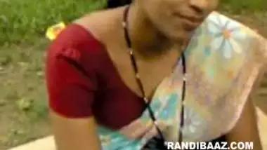 Brazez Xxx Porn - Indian Village Aunty Outdoor Porn Video - Indian Porn Tube Video
