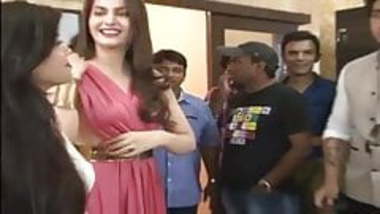 Bollywood Actress Wardrobe Malfunction - Indian Porn Tube Video