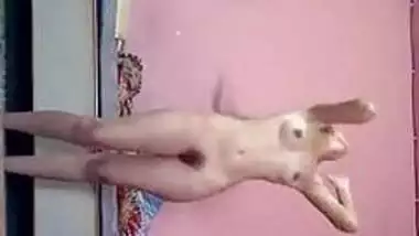 Desi cute girl self exposing nude body 