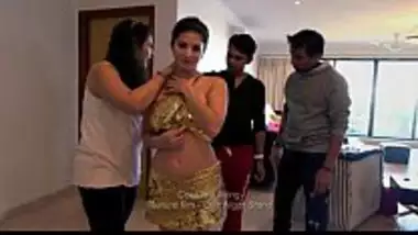 Sonny Leony Sharee Wala Xxx - Hot Scenes From The Movie Sunny Leone - Indian Porn Tube Video