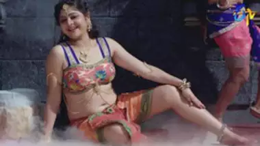 Raj Wap Swrna 5 - Naked Dance Of Dj Girl During Rave Party - Indian Porn Tube Video