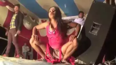 Bhojpuri Nude Dance - Hot Bhojpuri Record Dance At Midnight - Indian Porn Tube Video