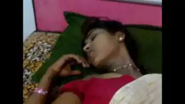 Kiran Bhabhi Xxx - Finger Fucking Sexy Telugu Bharya Kiran In Saree - Indian Porn Tube Video