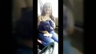 Desi girlfriend, handjob and sex in car