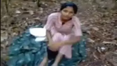 Hot Coimbatore Girl First Time Sex In Forest - Indian Porn Tube Video