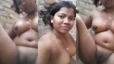 Divorced Village Auntie S Bald Desi Pussy Show In Bathroom - Indian Porn  Tube Video