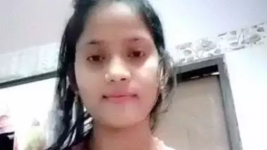 Girl Apna Pani Kaise Nikalti Hai - Ladki Apni Chut Mein Ungli Kaise Daalte Hai Aur Apna Maal Kaise Nikalti Hai  Videos Sexy Sexy