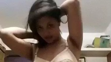 380px x 214px - Big Ass Girl Stripping Salwar Kameez - Indian Porn Tube Video