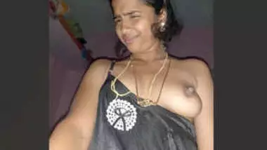 Pundaikul Sunni Awaz Ok Video - Pundai Okkum Tamil Hot Sex Videos With Voice