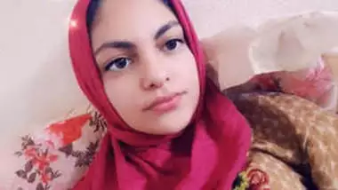 Hijab Vs Hindi Sex - Beautiful Desi Hijab Girl Leaked Videos Part 1 - Indian Porn Tube Video