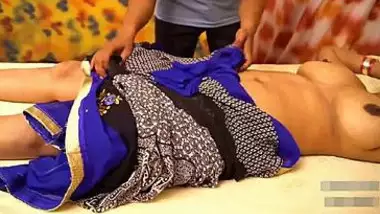 380px x 214px - Desi Pari Bhabhi Big Boobs Massage In Parlour - Indian Porn Tube Video