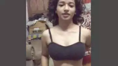 Horny Indian Girl Nude Showing - Indian Porn Tube Video