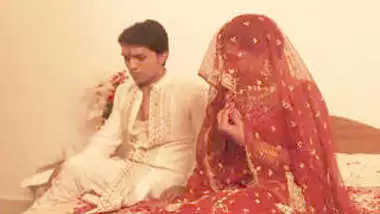 380px x 214px - Indian Real Wedding First Night Hidden Sex