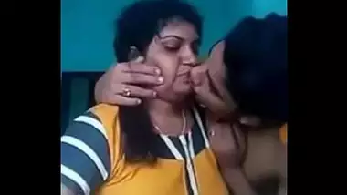 Lndia Mom Real Sex Mms - Indian Mom Sex With His Teen Son In Kitchen And Bed - Indian Porn Tube Video