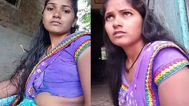 Desai Public Sex Video - Hot Village Housewife Bhabhi Sanjana Desai Hot Navel Show - Indian Porn  Tube Video