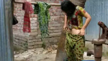 380px x 214px - Desi Girl Bathing And Dress Changing Hidden Cam Video - Indian Porn Tube  Video