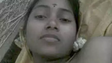 Villege Aththai Paiyan Sex Video - Tamil Chinna Paiyan Aunty Sexy Video
