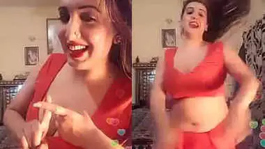 Uma Aunty Busty - Laila G Busty Aunty Navel Cleavage Exposed Damn Sexy Dance - Indian Porn  Tube Video