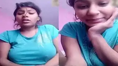 Desi Braless Babe Erected Niplles Visible In Video Chat - Indian Porn Tube  Video