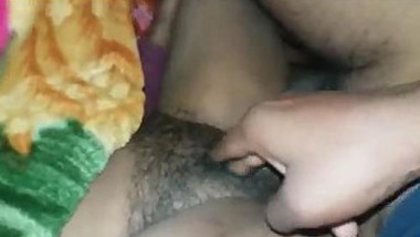 Raw Xsrxxxx - Indian Girl Rubbing My Dick In Bus And Train