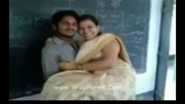 Bihari Students And Teachers Porn Movie - Bihar Teacher And Student Sex Video