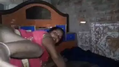 Telugu Old And Young Sex Movies - Telugu Old Woman And Samll Boy Sex Video