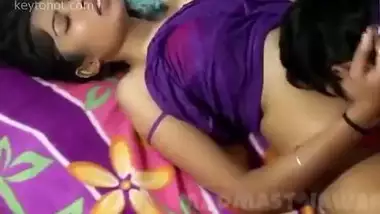 Mousi Ke Sath Xxx Video - Mausi Aur Bhanje Ke Hot Sex Masti Ki Best Ashleel Film - Indian Porn Tube  Video