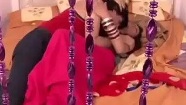 Suhag Rat Kasex - Suhagraat Par Pahle Sex Ki Romantic Hindi Ashleel Film - Indian Porn Tube  Video