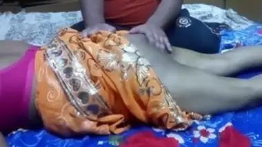 Bojpuri Sex Video Bur Ka Cudai Maa Beti Or Bai - Ghar Ke Naukar Se Maa Beti Dono Chud Gaiy - Indian Porn Tube Video