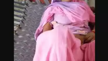 380px x 214px - Bhabi Ki Jabardast Bdi Chut - Indian Porn Tube Video