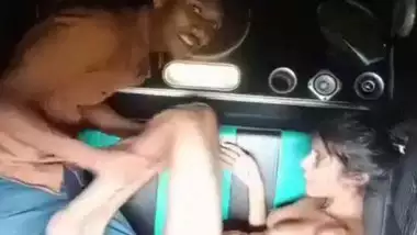 Tamilnadu Auto Driver Sex Video - Local Lovers From Srilanka Fucking Inside Auto Rickshaw - Indian Porn Tube  Video