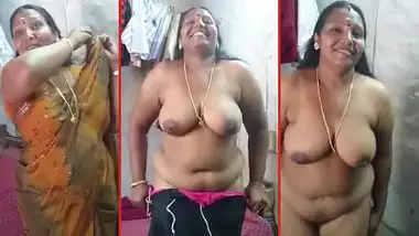 Xxxxx Sari Video - Xxx Desi52 Porn Yellow Saree Aunty Exposing - Indian Porn Tube Video