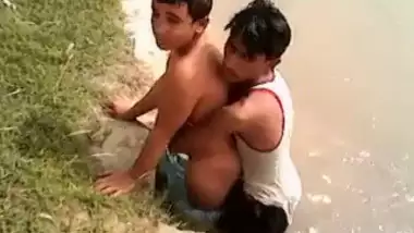 Indian Gay Sex Xxx Video Of A Riverside Fucking - Indian Porn Tube Video