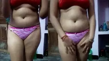 Kerala Panties Pussies - Desi Girl In Red Bra And Pink Panties Shows Sexy Xxx Fruits On Camera -  Indian Porn Tube Video