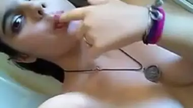 Mahira Khanxnxx - Mahira Khan Nude Selfie - Indian Porn Tube Video