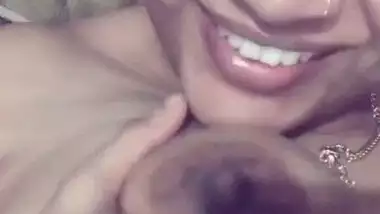 380px x 214px - Mula Njettu Chappal Selfie Of Malayali Beauty Porn - Indian Porn Tube Video