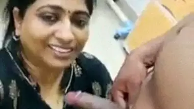 Telugu Amayi Sex - Telugu Ammayi Puku Kavali