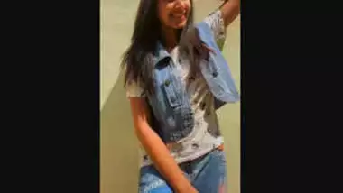 Beautiful Cute Horny Indian Tiktoker Telugu Girl Hard Pussy Fingering Part  1 - Indian Porn Tube Video