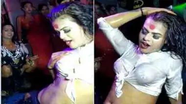 Www Indiannightclubsex Com - Indian Night Club Sex